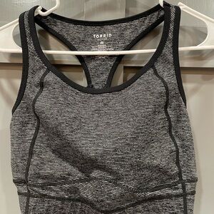 Torrid Size 00 Black & White Stripe Racerback Sports Bra